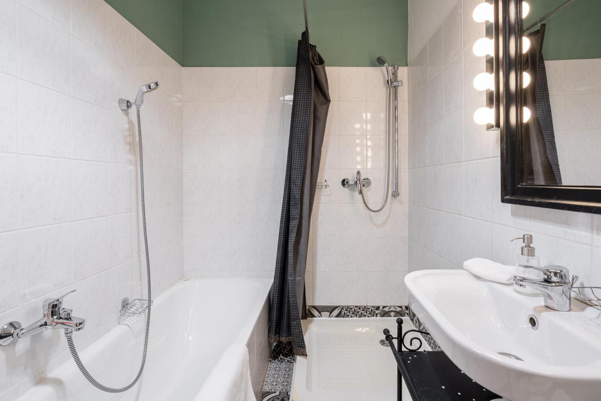 Paulay Deluxe 1 Apartamento Budapeste Exterior foto